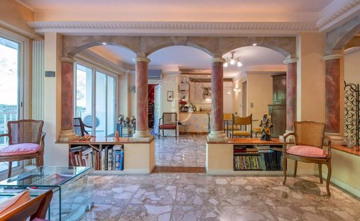 Appartamento a Belluogo, Provenza-Alpi-Costa Azzurra, Francia 1