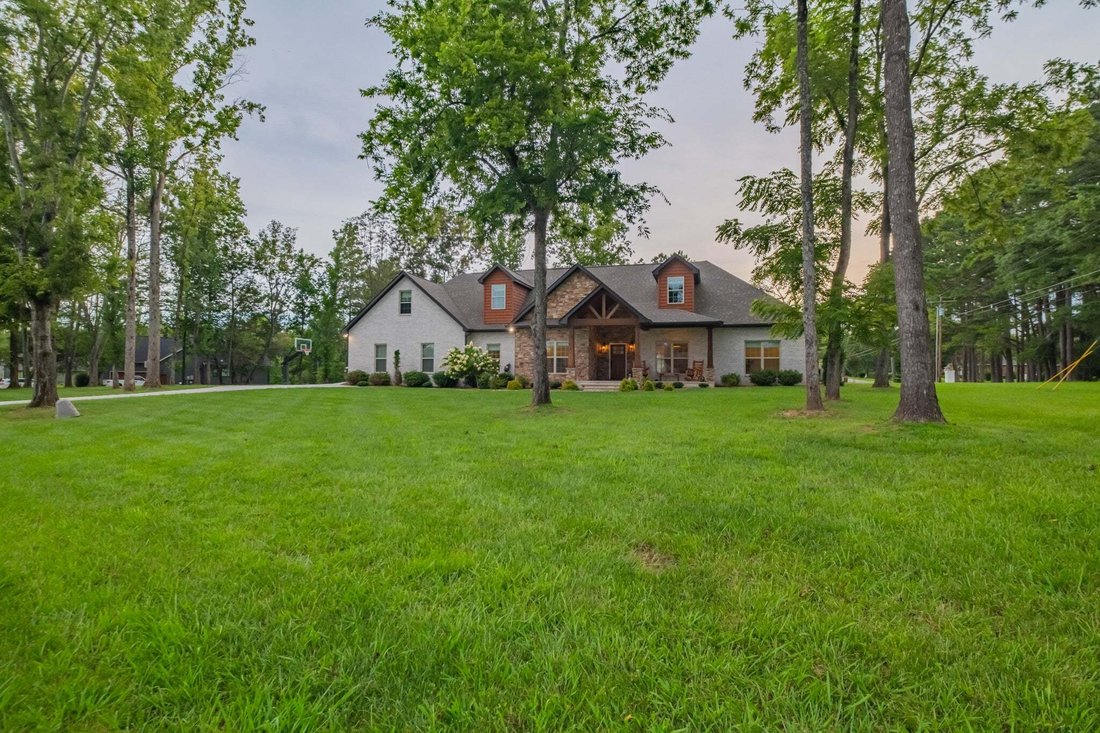 House in Manchester, Tennessee, United States 1 - 18615230