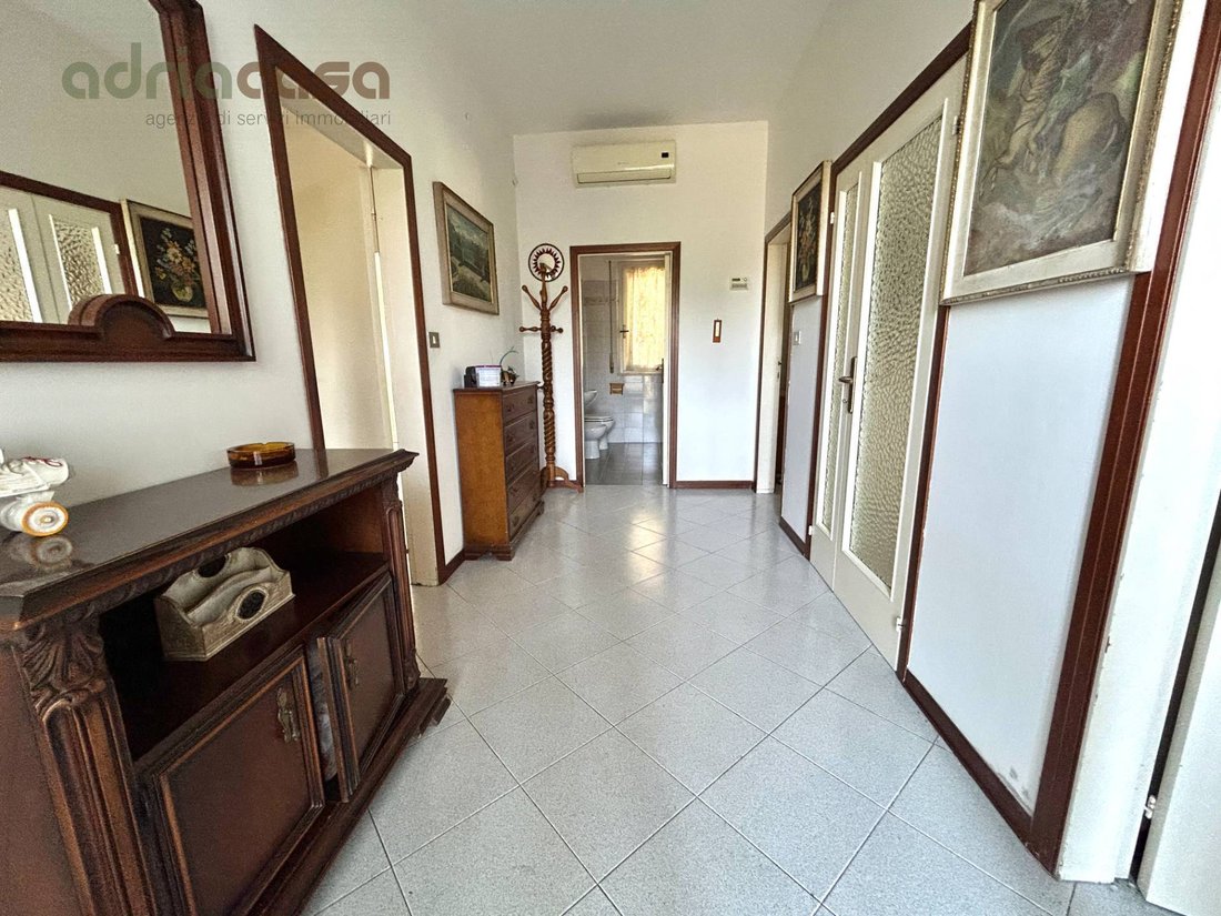 House in Fontanelle-Colle dei Pini, Riccione, Emilia-Romagna 2 - 18614667