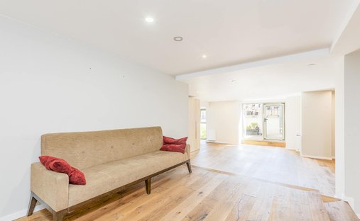 Apartment in Ciutat Vella, Barcelona, Spain 1