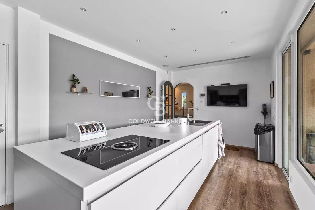 Villa in Mougins, Provence-Alpes-Côte d'Azur, France 4 - 18610805