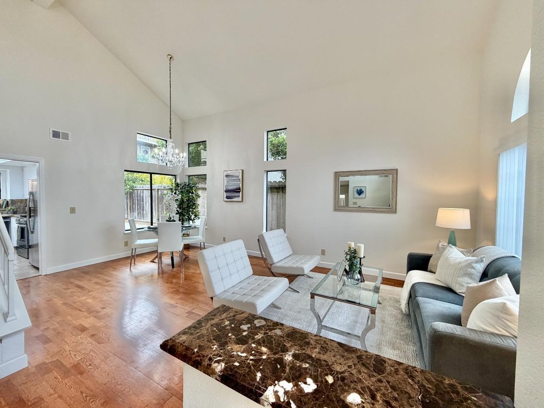 House in South San Francisco, California, United States 2 - 18615702