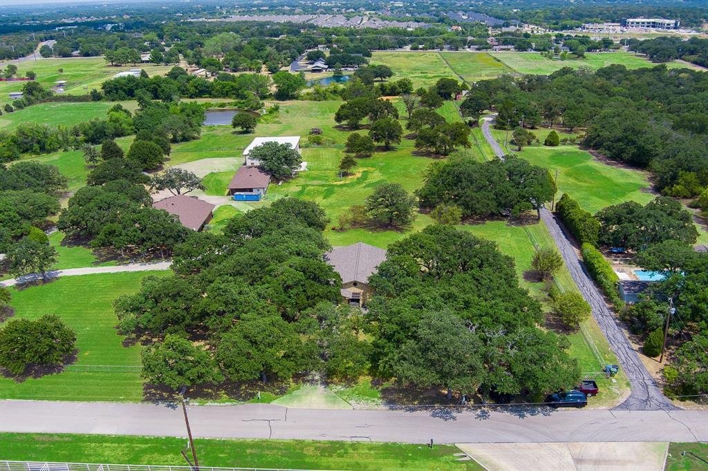House in Lantana, Texas, United States 1 - 18615733