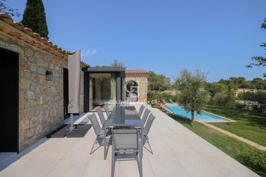 Villa in Valbonne, Provence-Alpes-Côte d'Azur, France 3 - 18610845