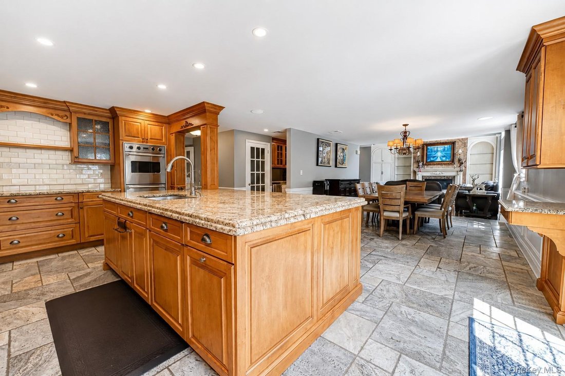 House in Locust Valley, New York, United States 4 - 18615710