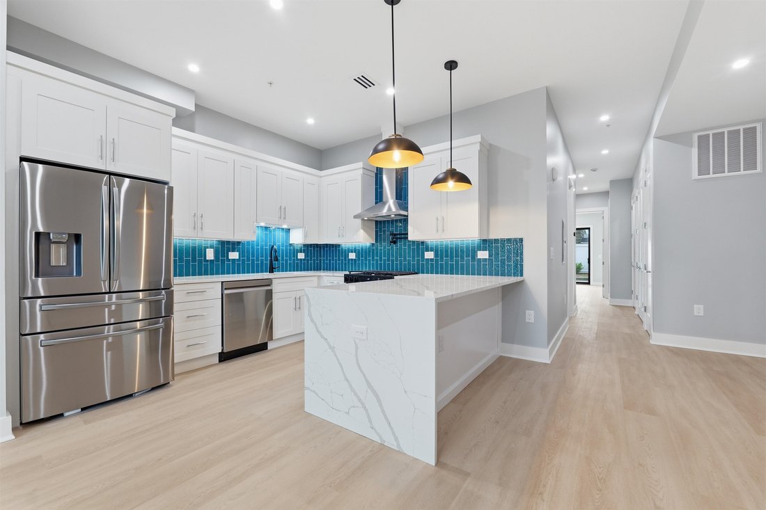 Condo in Jersey City, New Jersey, United States 4 - 18615058