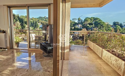 Apartment in Collines, Le Cannet, France 1