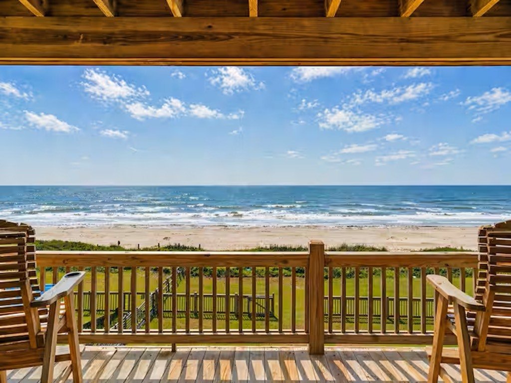House in Bolivar Peninsula, Texas, United States 1 - 18522799