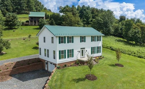 House in West Jefferson, North Carolina, United States 1