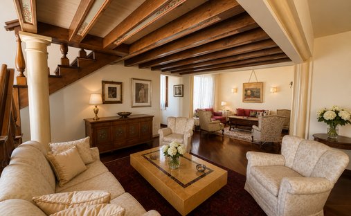 Villa in Saint Nicholas - Porta Santi Quaranta, Treviso, Italy 1