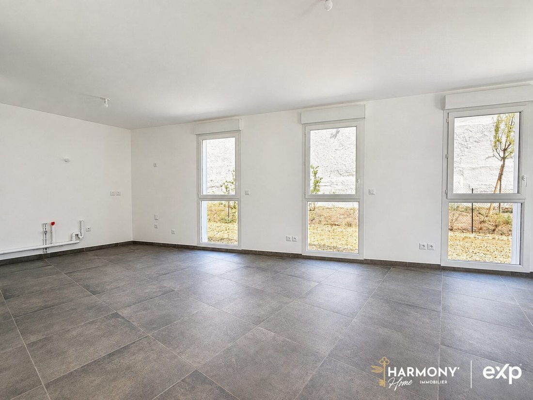 Apartment in Vieille Chapelle, 8e Arrondissement, Marseille 5 - 18614944