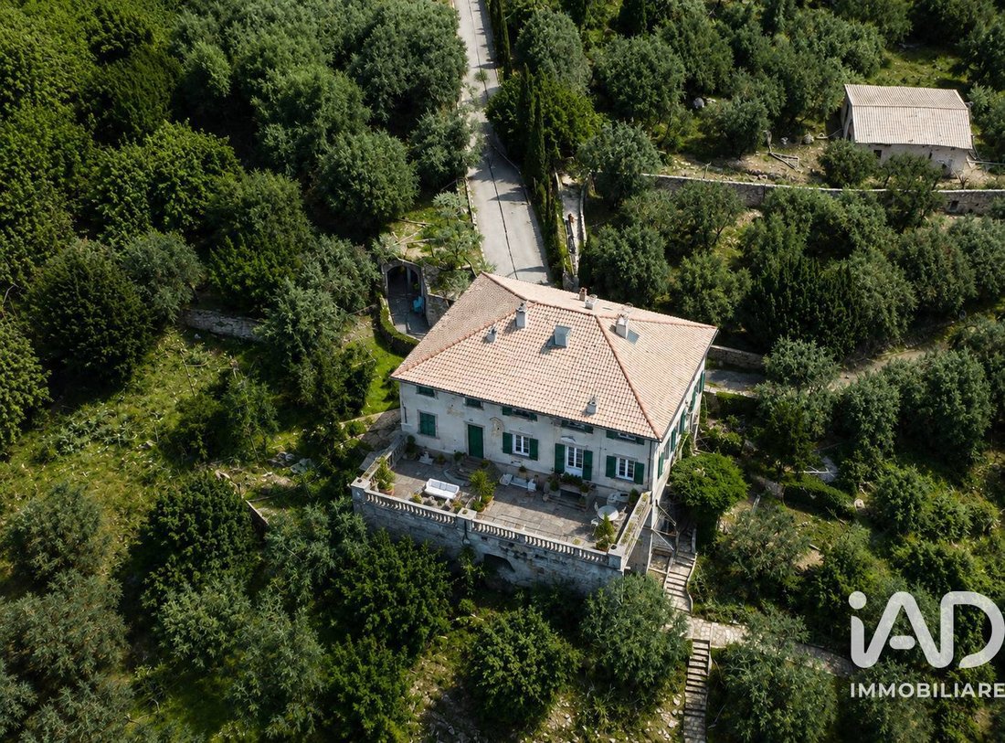 Villa in Levanto, Ligurien, Italien 1 - 18603426