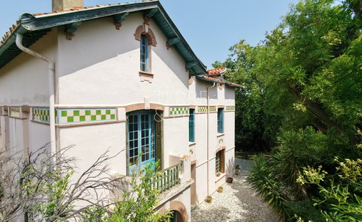 House in Centre Ville, Perpignan, France 1