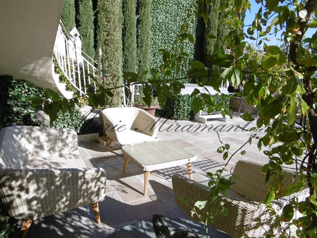 House in La Ville, L'Isle-sur-la-Sorgue, France 3 - 18610618