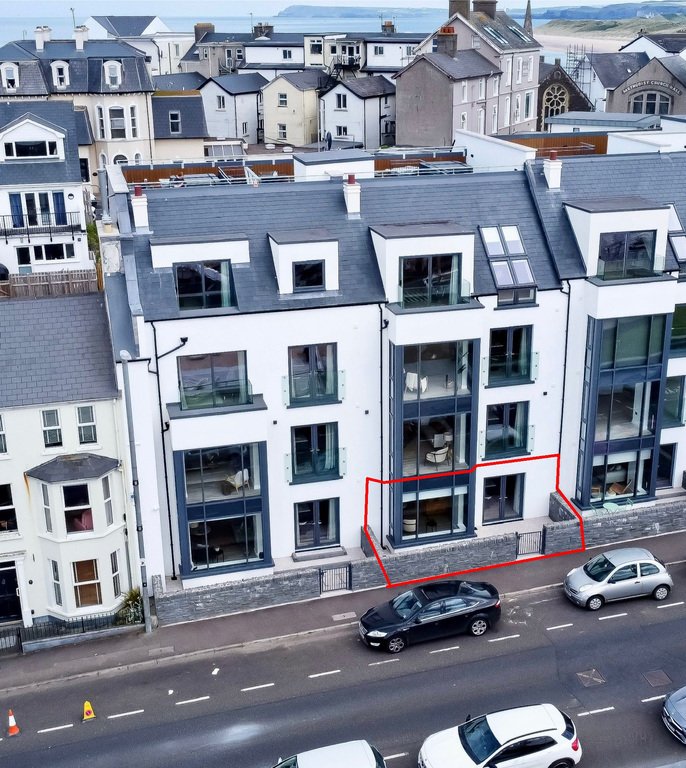 Apartment in Portrush, Causeway Coast and Glens District, Northern Ireland 2 - 18608761