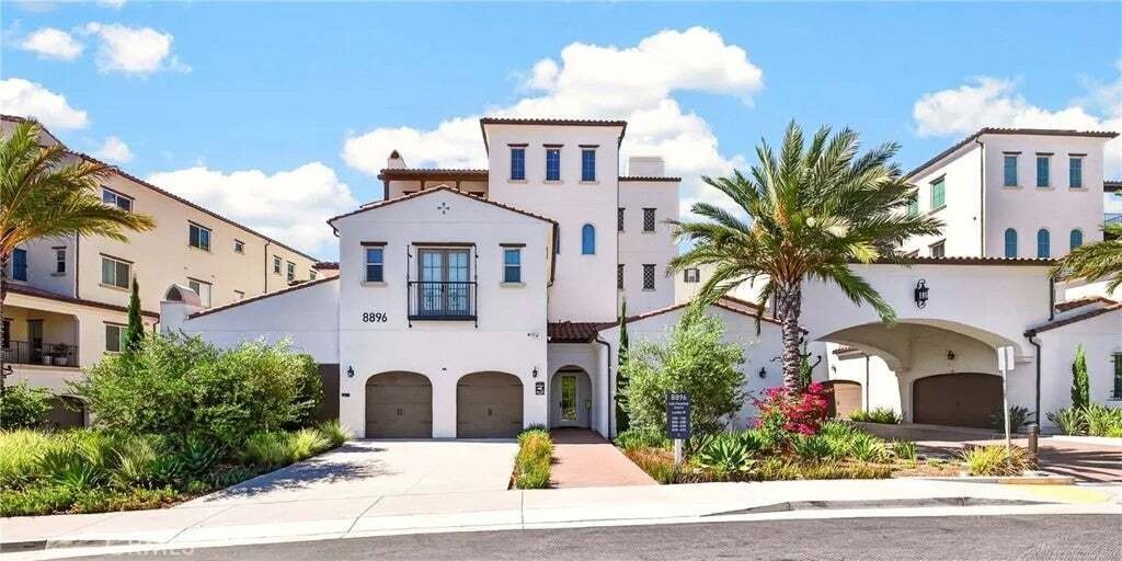 Condo in Buena Park, California, United States 3 - 18610121