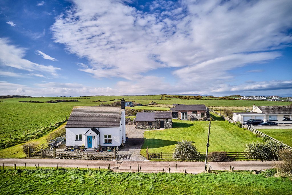 House in Portstewart, Causeway Coast and Glens District, Northern Ireland 2 - 18608724