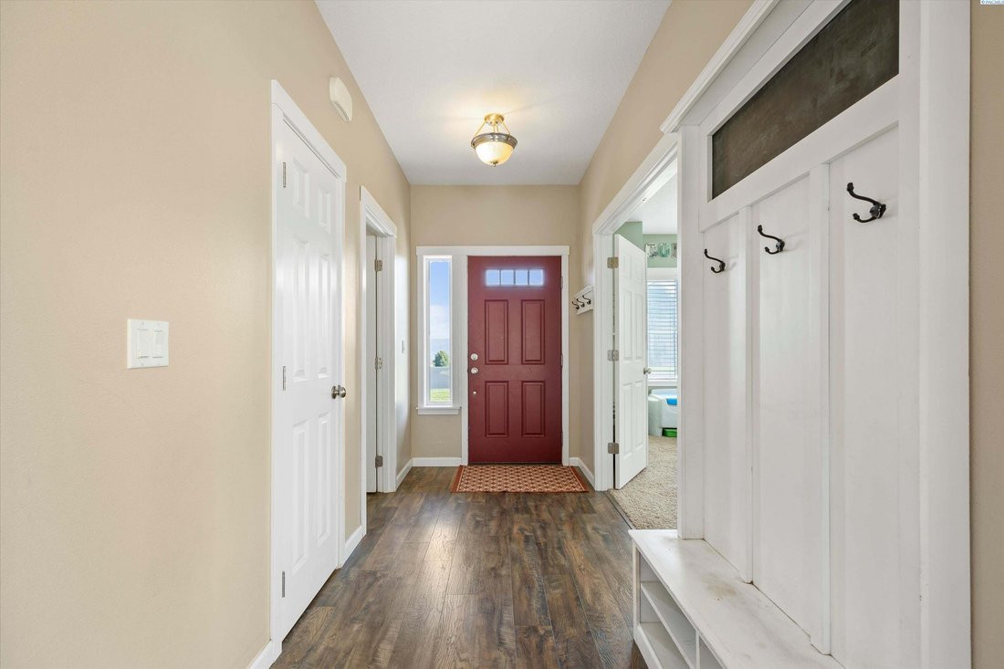 House in Kennewick, Washington, United States 4 - 18614059
