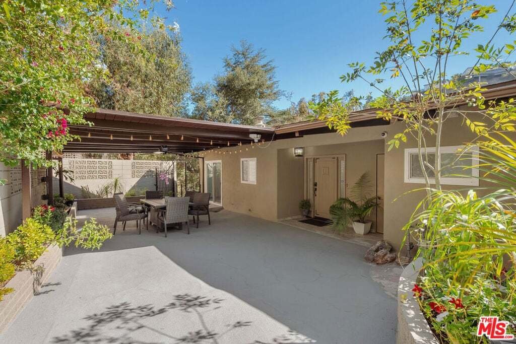 House in Los Angeles, California, United States 4 - 18615378