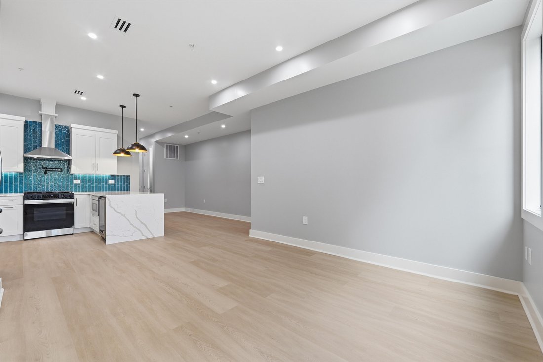 Condo in Jersey City, New Jersey, United States 2 - 18615058