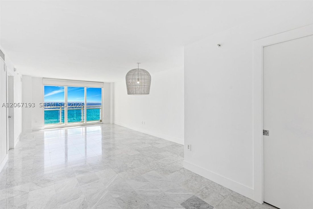 Condo in Miami Beach, Florida, United States 4 - 18613514