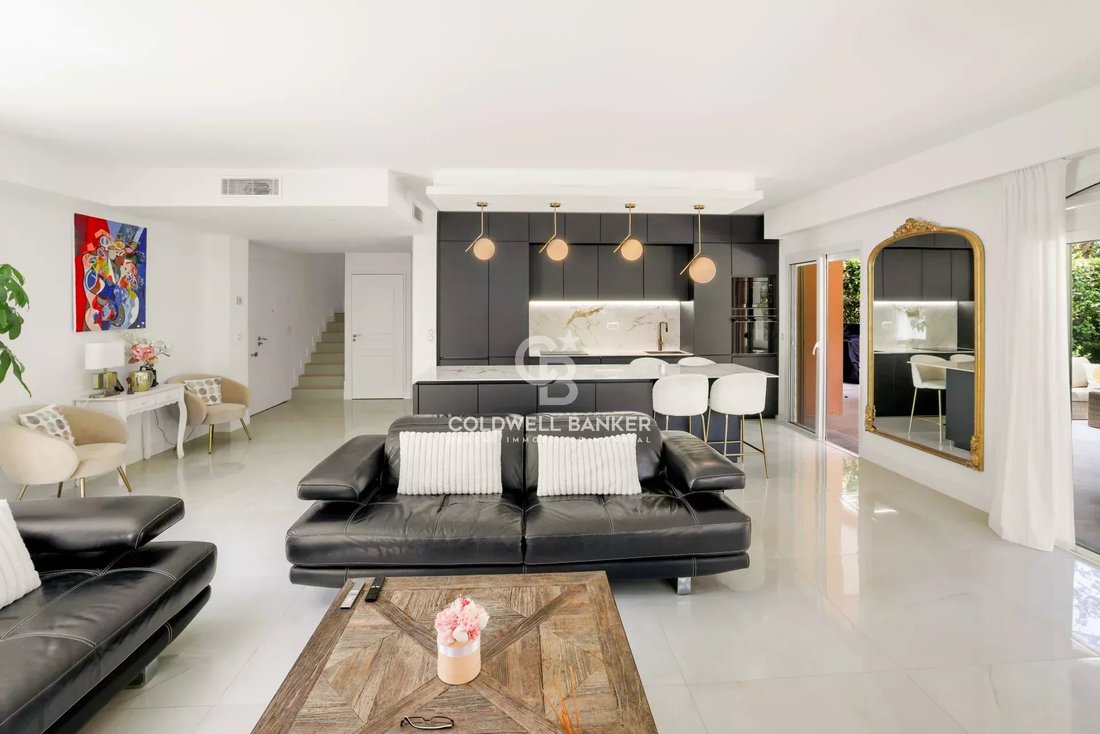 Villa in Mougins, Provence-Alpes-Côte d'Azur, France 2 - 18610829