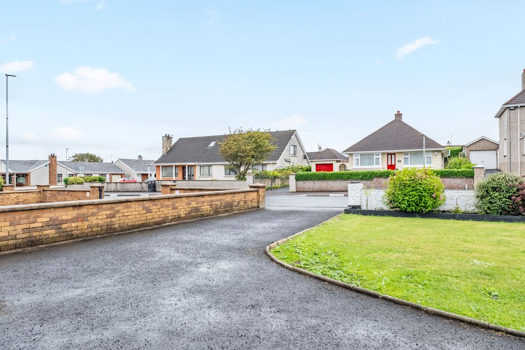 House in Causeway Coast and Glens District, Northern Ireland 3 - 18608753