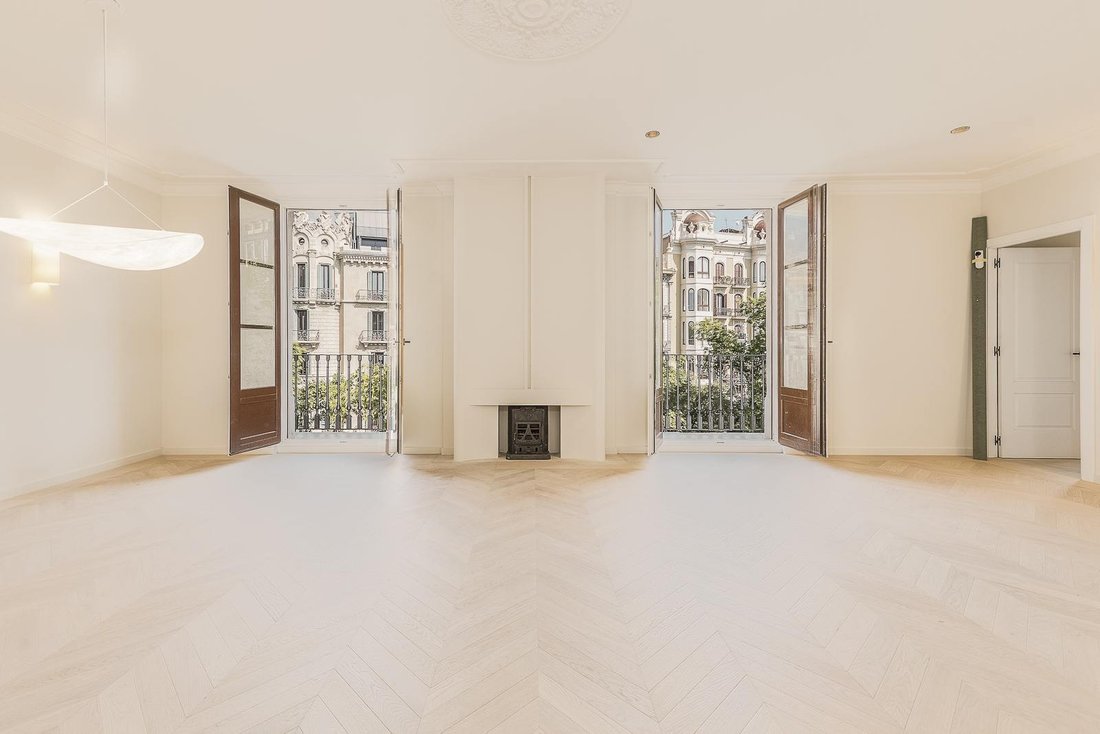 Apartment in Eixample, Barcelona, Spain 4 - 18609370
