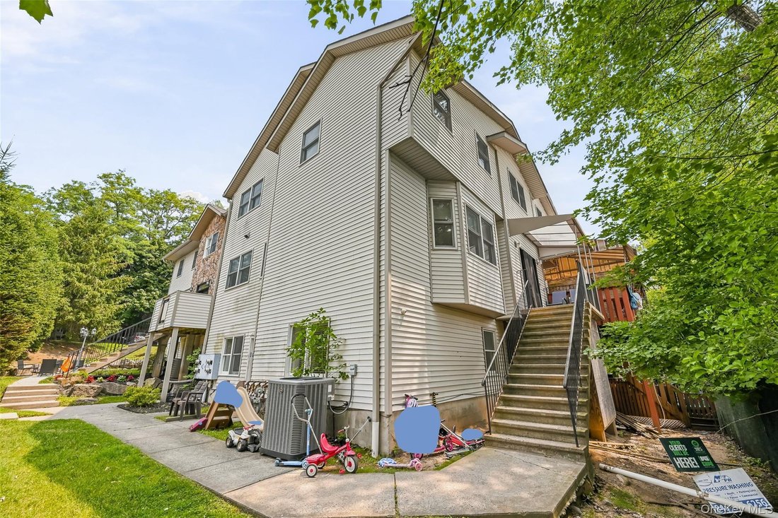 Condo in Airmont, New York, United States 2 - 18612289