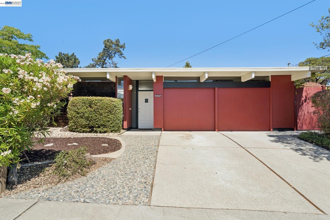 House in Castro Valley, California, United States 4 - 18612062