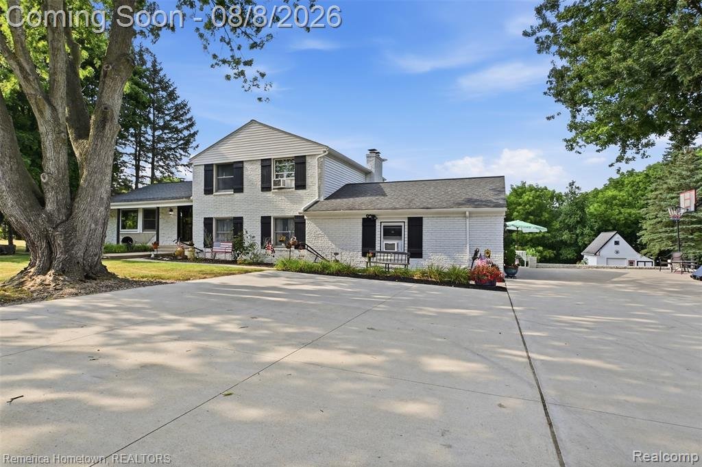 House in South Lyon, Michigan, United States 2 - 18615648