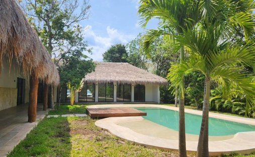 House in Akumal, Quintana Roo, Mexico 1