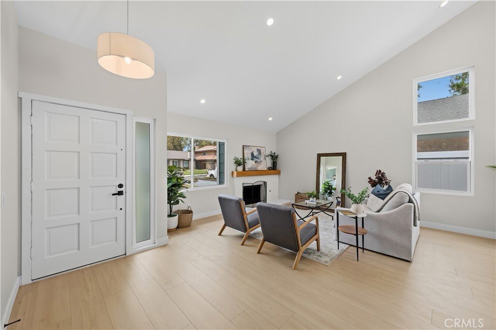 House in Ontario, California, United States 3 - 18606019