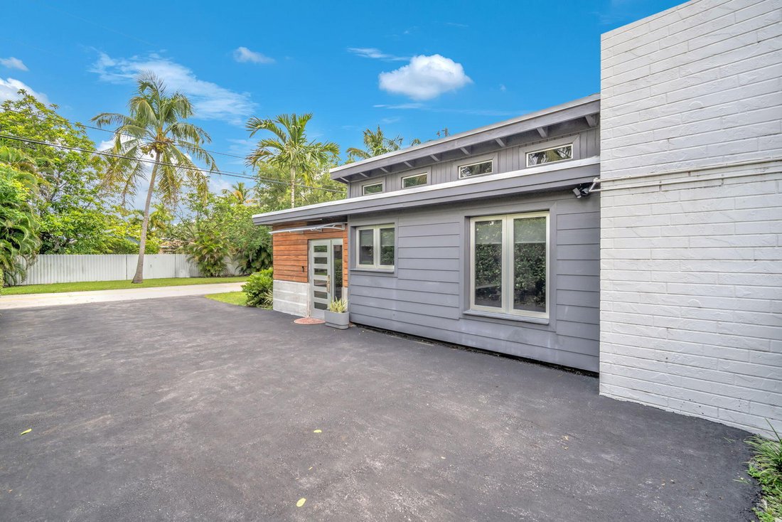 House in Miami, Florida, United States 4 - 18576298