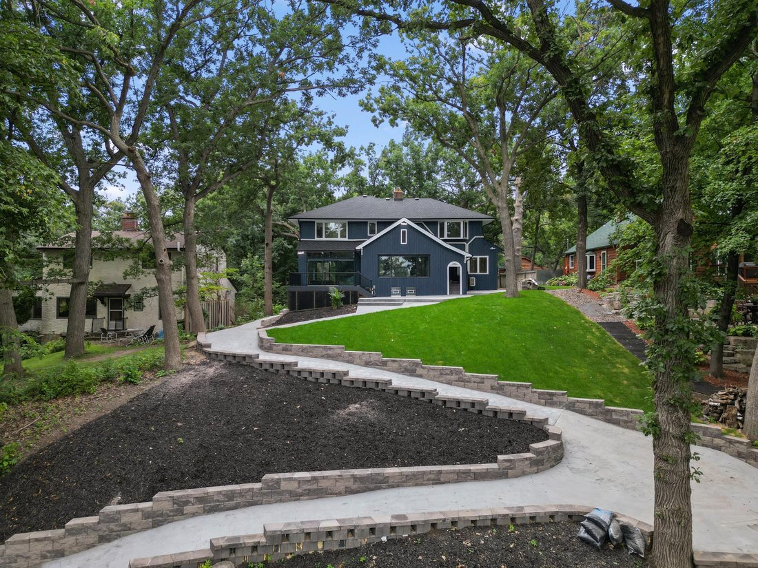 House in Little Canada, Minnesota, United States 2 - 18614008
