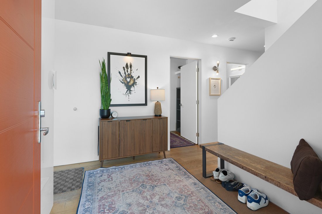 Casa a Edmonton, Alberta, Canada 2 - 18611422