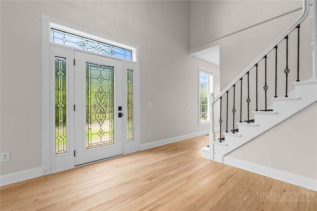 House in West Jefferson, North Carolina, United States 4 - 17988127