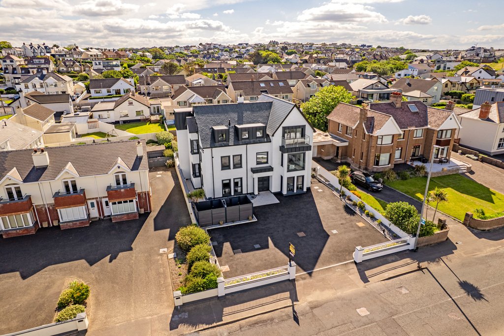 House in Portstewart, Causeway Coast and Glens District, Northern Ireland 1 - 18608725