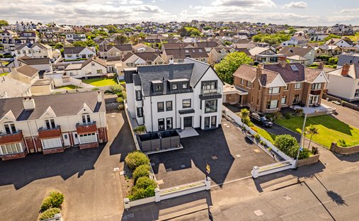 House in Portstewart, Causeway Coast and Glens District, Northern Ireland 1