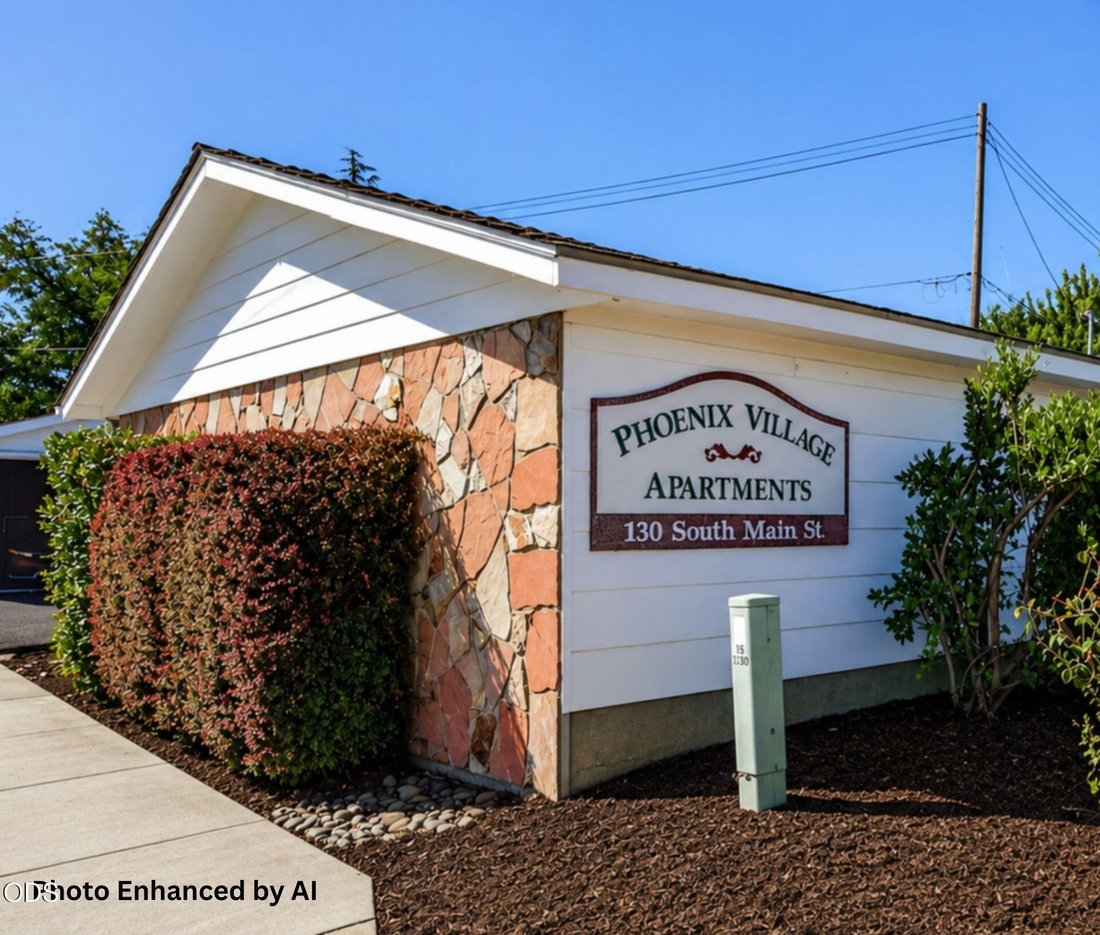 Phoenix, Oregon, United States 1 - 18615129