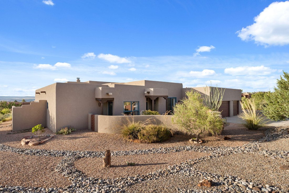 House in Placitas, New Mexico, United States 1 - 18615097