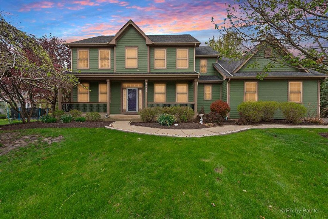 House in Village of Lakewood, Illinois, United States 1 - 18609527