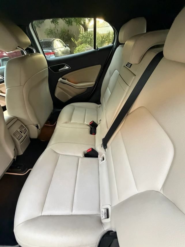 Suv in Tracy, CA, United States 5 - 18614370