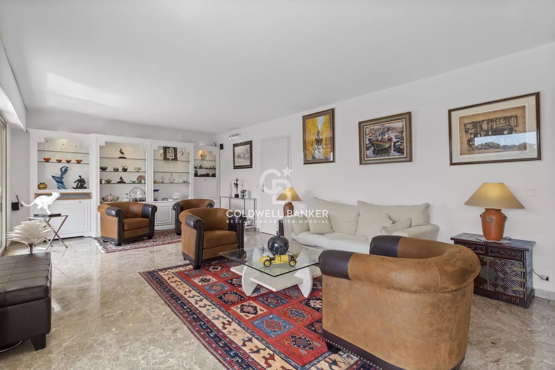 Apartment in Vieux Cannet, Le Cannet, France 3 - 18610814