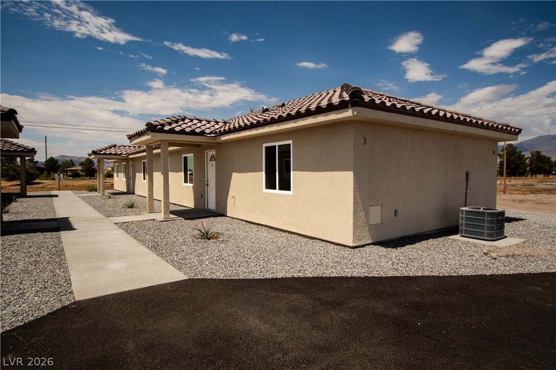 Pahrump, Nevada, United States 4 - 18611759
