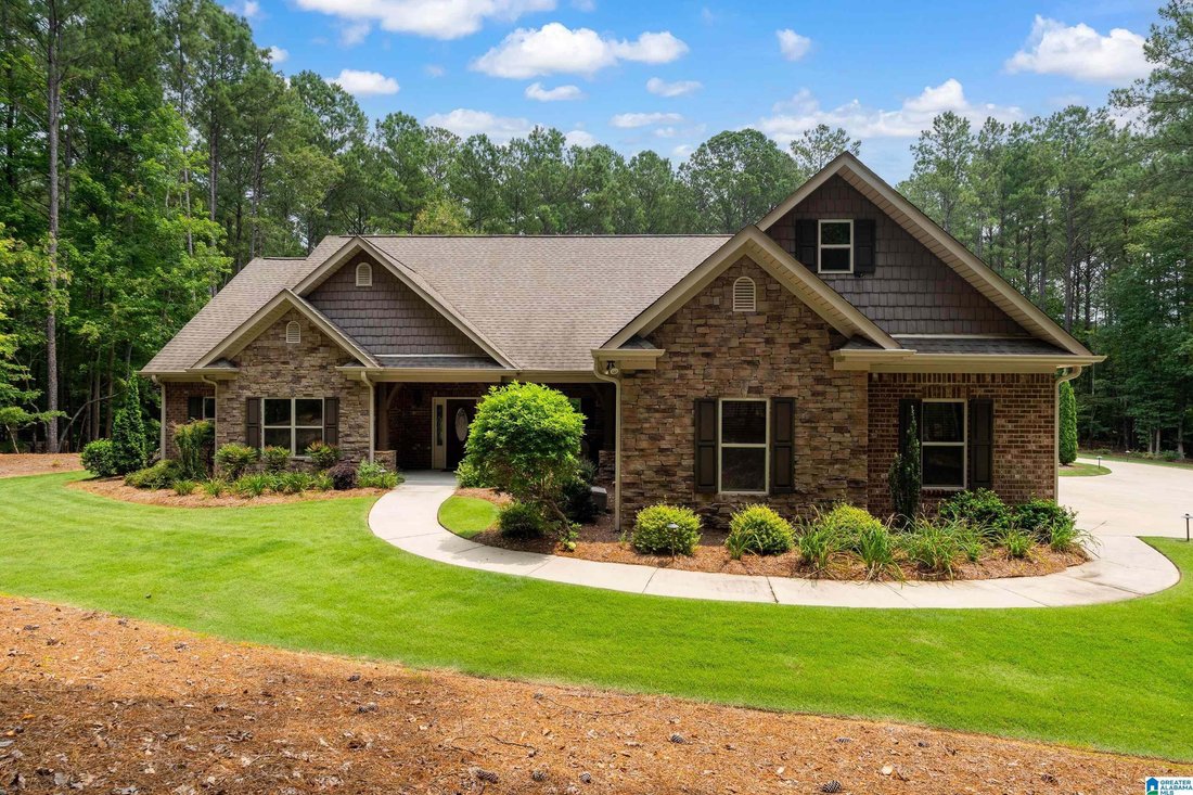 House in Chelsea, Alabama, United States 1 - 18615422