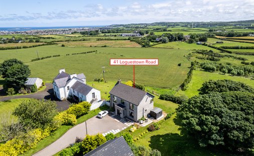 House in Portstewart, Causeway Coast and Glens District, Northern Ireland 1