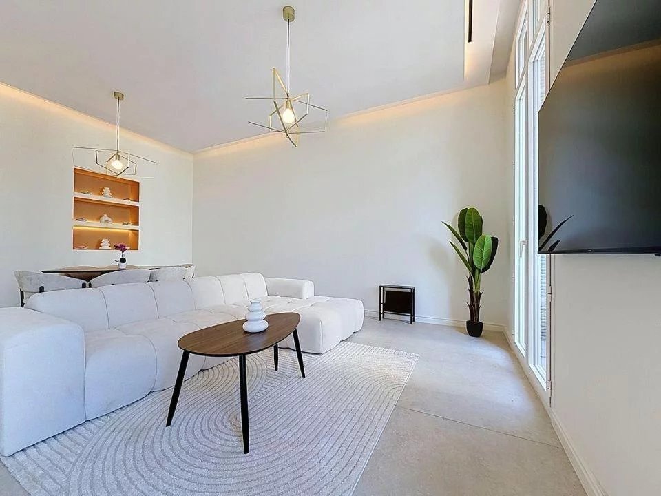 Apartment in Saint Nicolas, Cannes, France 5 - 18610958