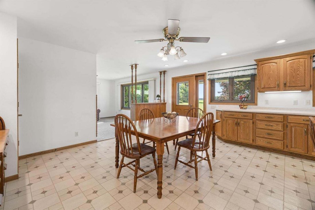House in Chilton, Wisconsin, United States 3 - 18611704