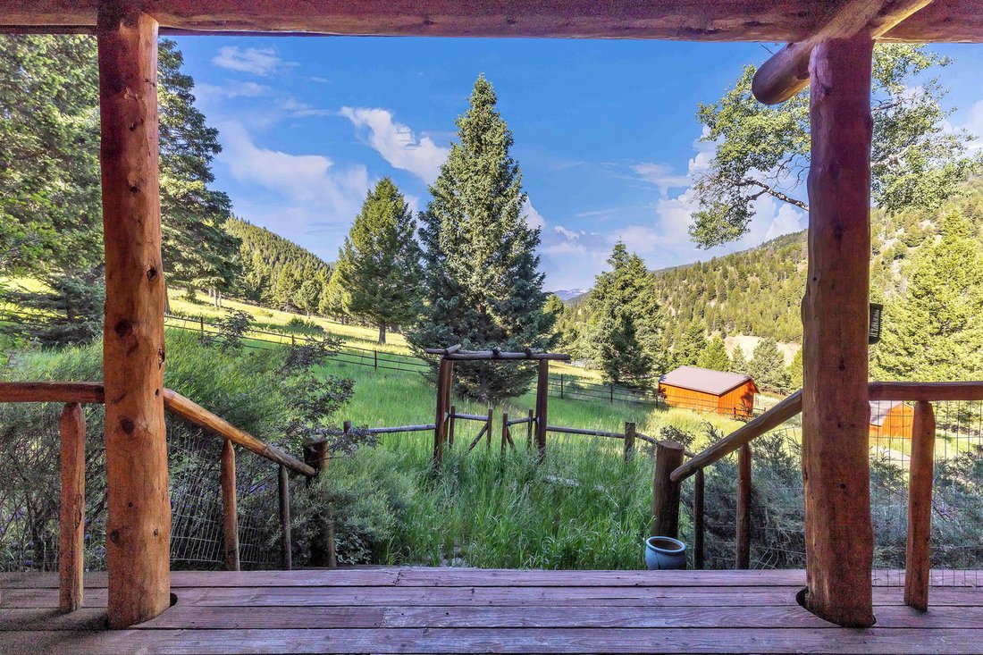 House in Gallatin Gateway, Montana, United States 1 - 18610380
